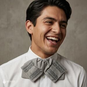 Mexican Embroidered Charro Moño – Traditional Artisela Mariachi Bow Tie